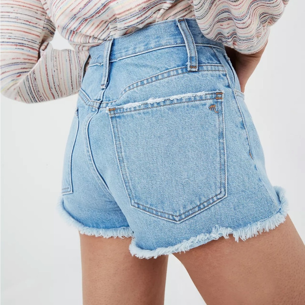 Madewell relaxed denim shorts - 24